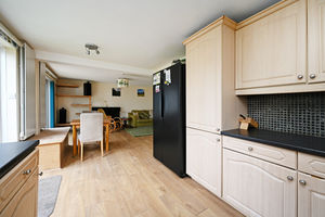 Broomspring Lane